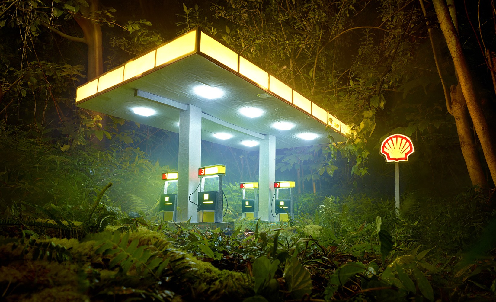 David LaChapelle | Land Scape + Gas | Gas Shell, 2013 | 4