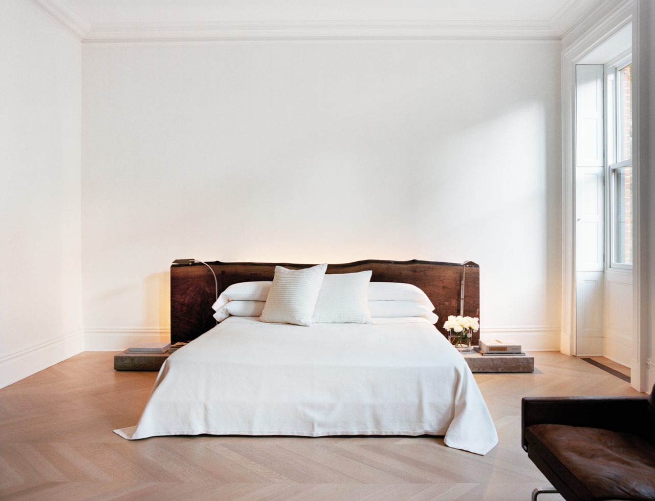 Inside the elegant greenwich Village townhouse of Fabien Baron And Ludivine Poiblanc photographed by Francois Halard for WSJ | 10