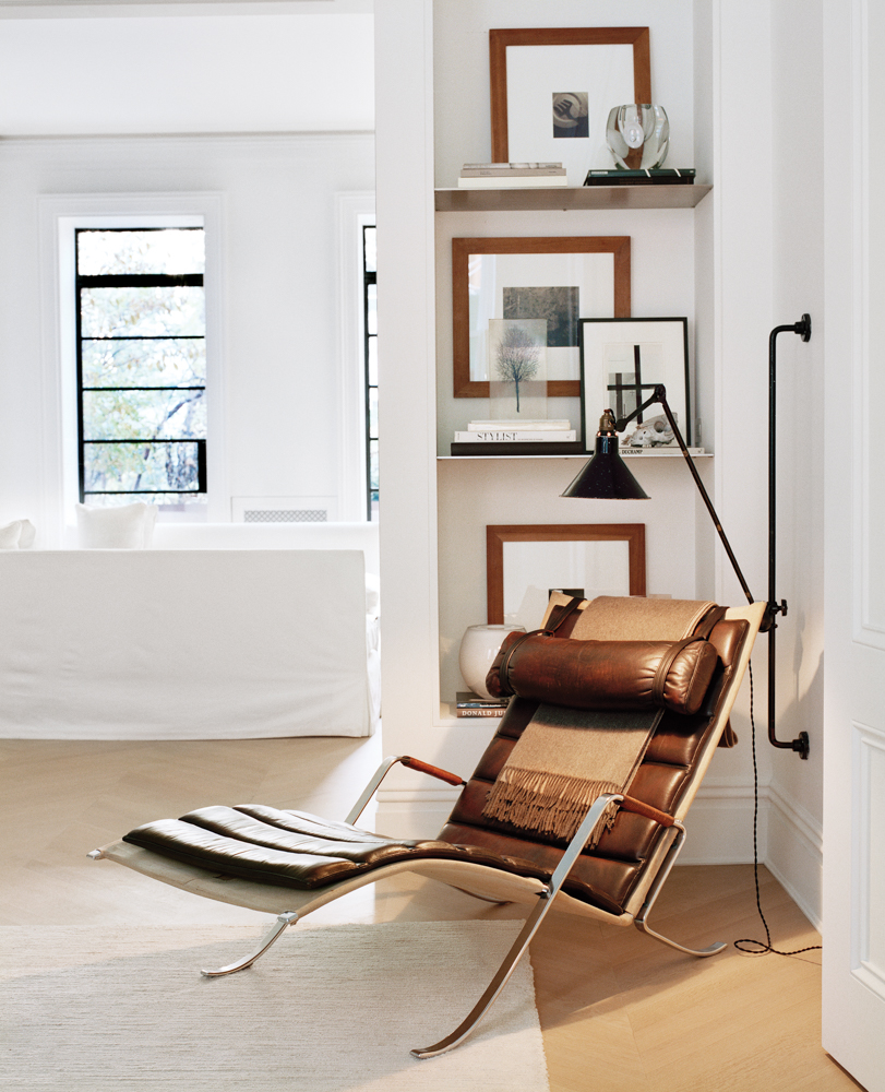 Inside the elegant greenwich Village townhouse of Fabien Baron And Ludivine Poiblanc photographed by Francois Halard for WSJ | 3