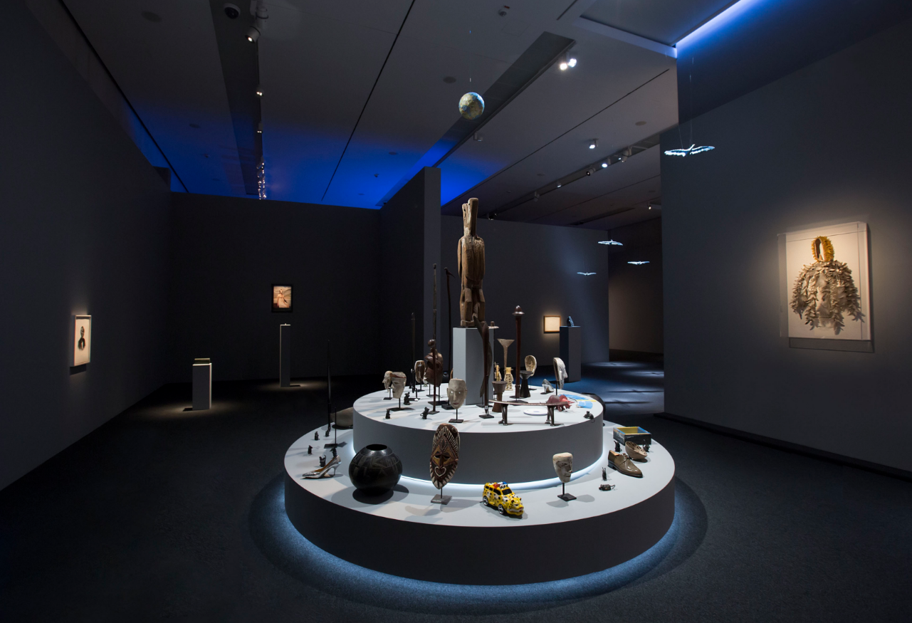 Robert Wilson | The Hat Makes The Man, Max Ernst Museum, Brühl, Germany, May 13 - August 26, 2018 | 6