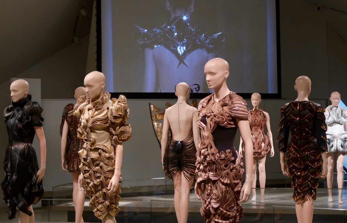 Iris Van Herpen | Royal Ontario Museum: Transforming Fashion | 2