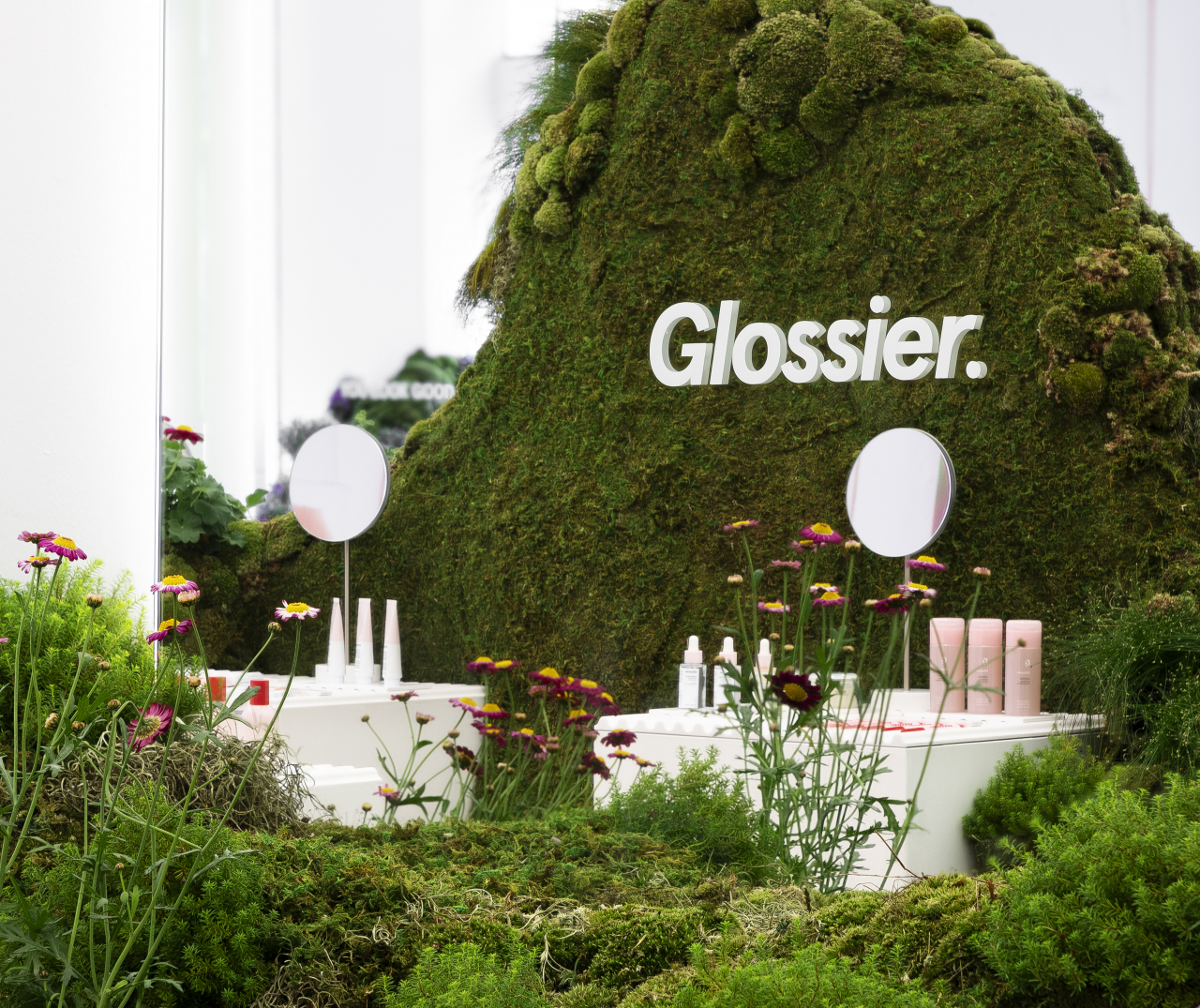 Glossier x Lily Kwong - Glossier x Lily Kwong