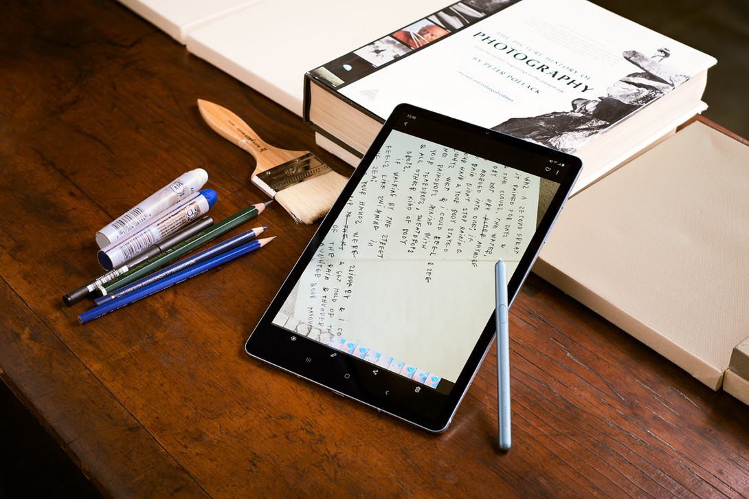 https___hypebeast.com_image_2019_07_samsung-galaxy-tab-s6-coco-capitan-1