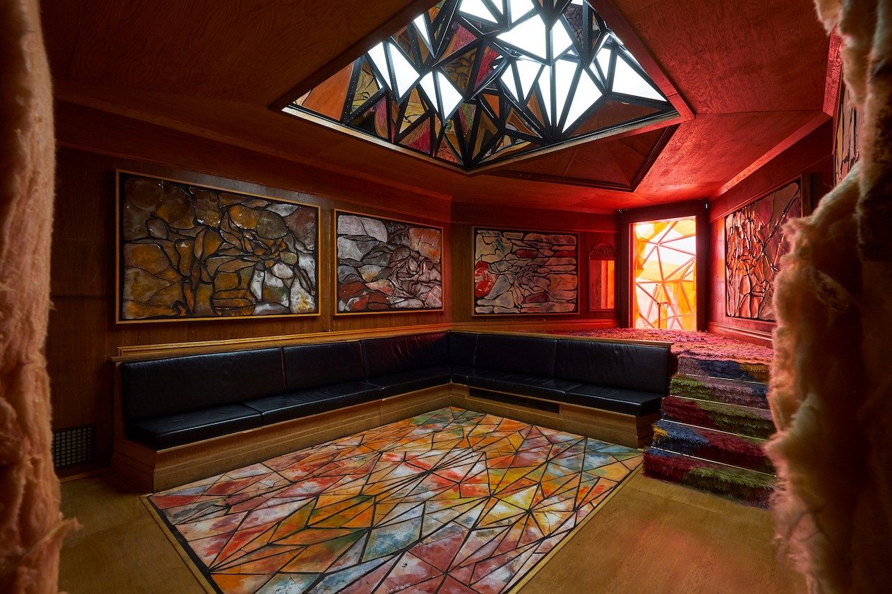 Jonah Freeman & Justin Lowe Present Alternate Environments in Immersive London Installation | 1