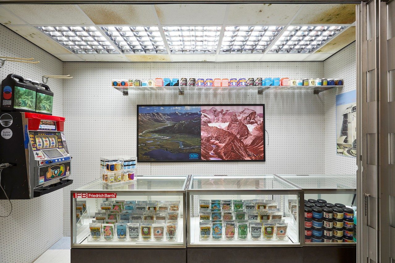 Jonah Freeman & Justin Lowe Present Alternate Environments in Immersive London Installation | 16
