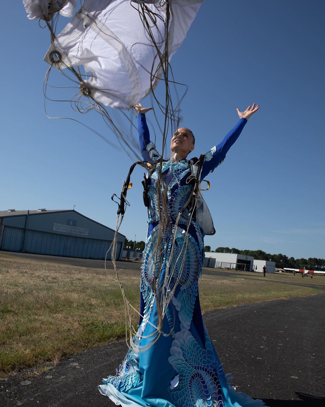 'Earthrise' - 'Earthrise'