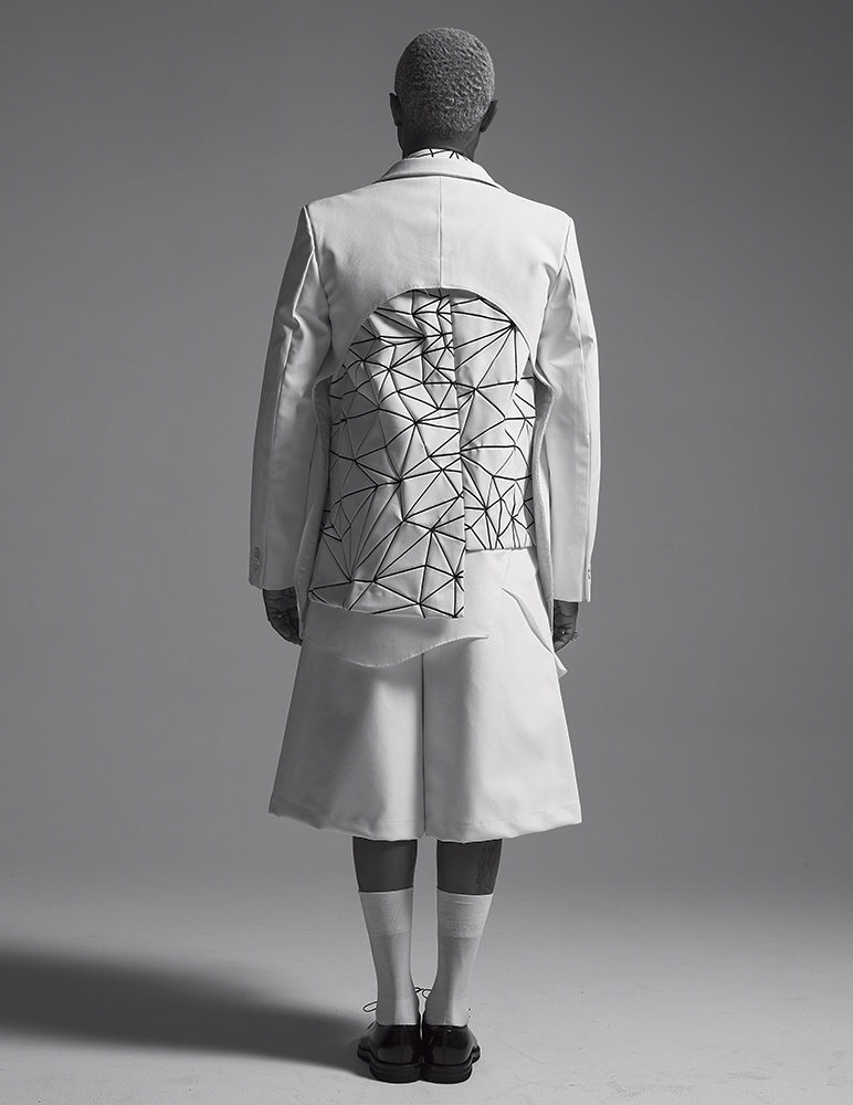 L'UOMO vogue photographed by Brigitte Lacombe - 0815_UV_1807_WELL_LACOMBE_16907483.indd