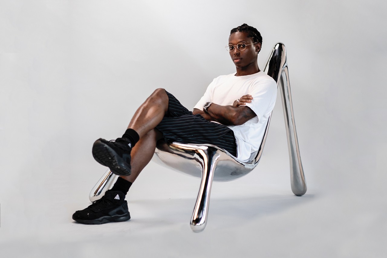 Reginald Sylvester II, Heel Chair