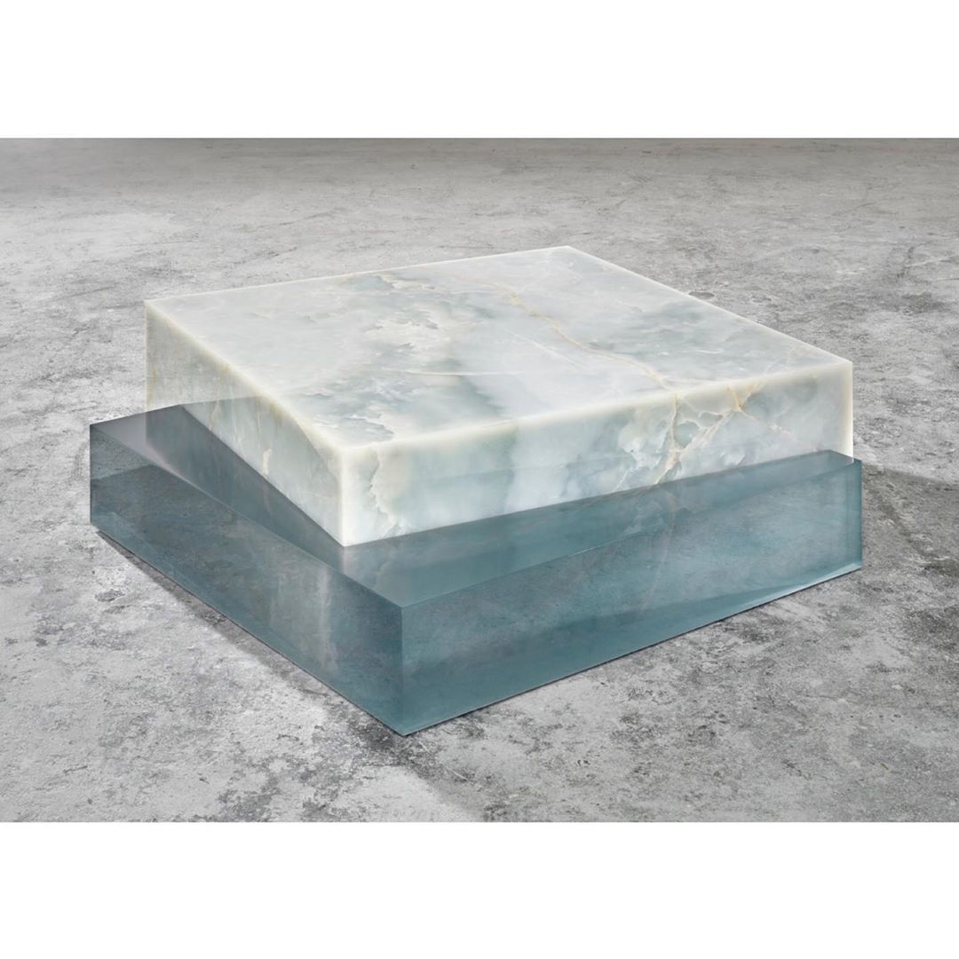 Onyx and resin coffee table presented at Design Miami/