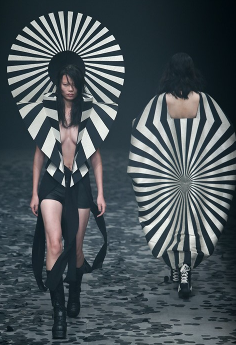 Mercedes Benz Stills