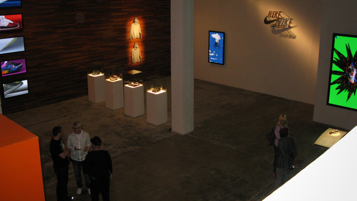 Nike x Robert Wilson - Nike x Robert Wilson