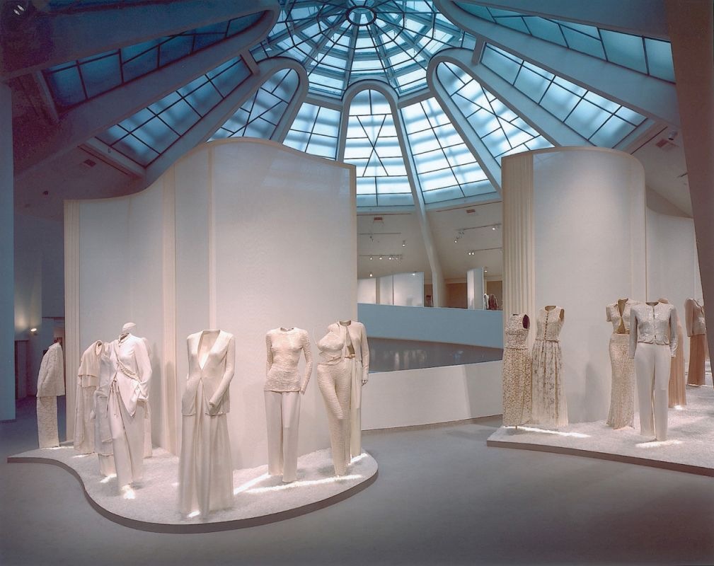 Giorgio Armani x Robert Wilson - Giorgio Armani x Robert Wilson