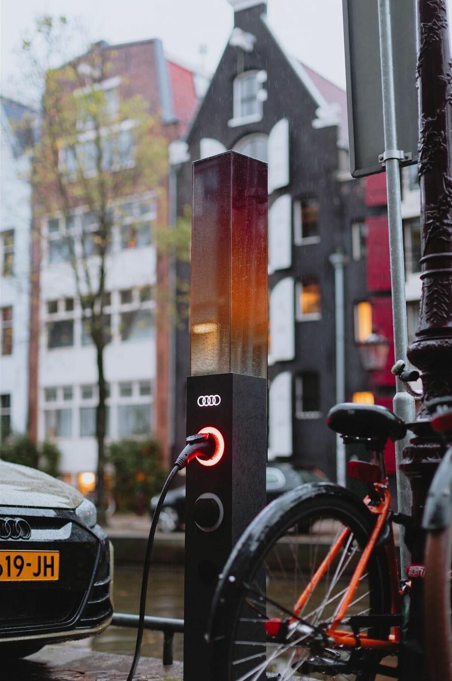 Sabine x Audi