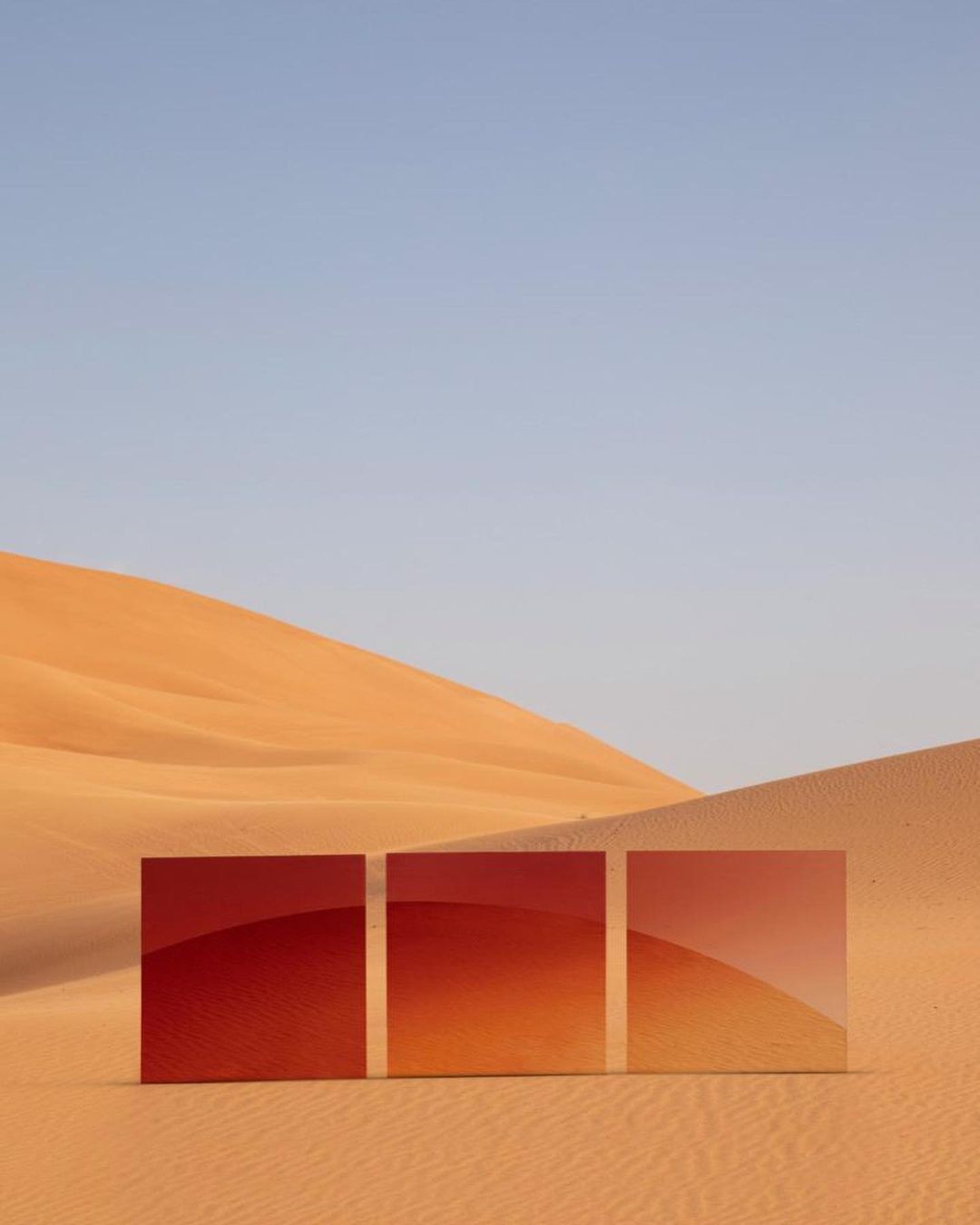 Mirage - Gallery Collectional Dubai - Mirage - Gallery Collectional Dubai