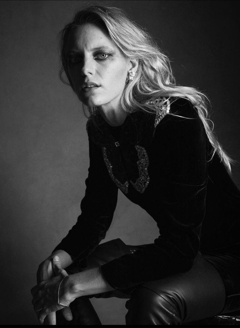  | Editorial | Num&eacute;ro France- Photographed by Victor Demarchelier  | 87
