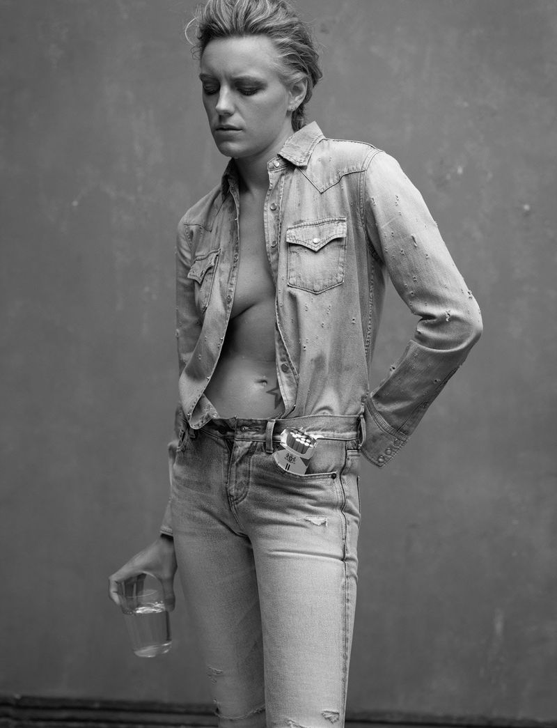  | Editorial | HEROINE- Photographed by Mark Seliger  | 71