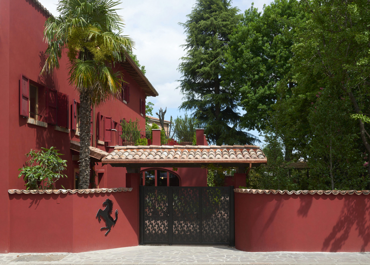 130-ferrari-cavallino-01-ph-danilo-scarpati-2000x1433