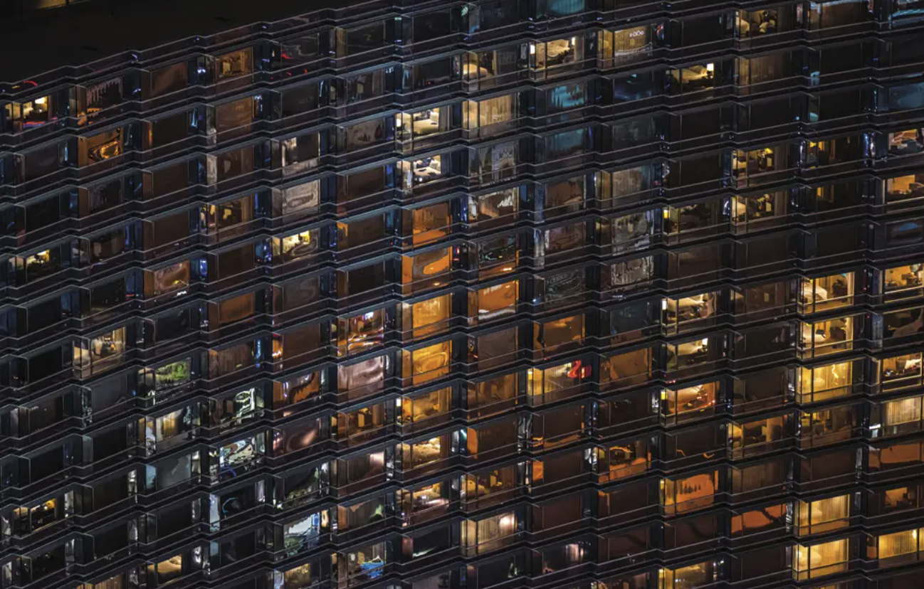 Las Vegas like you’ve never seen it before: photographer Jeff Burton dives into the heart of the city of unlimited desire | 3