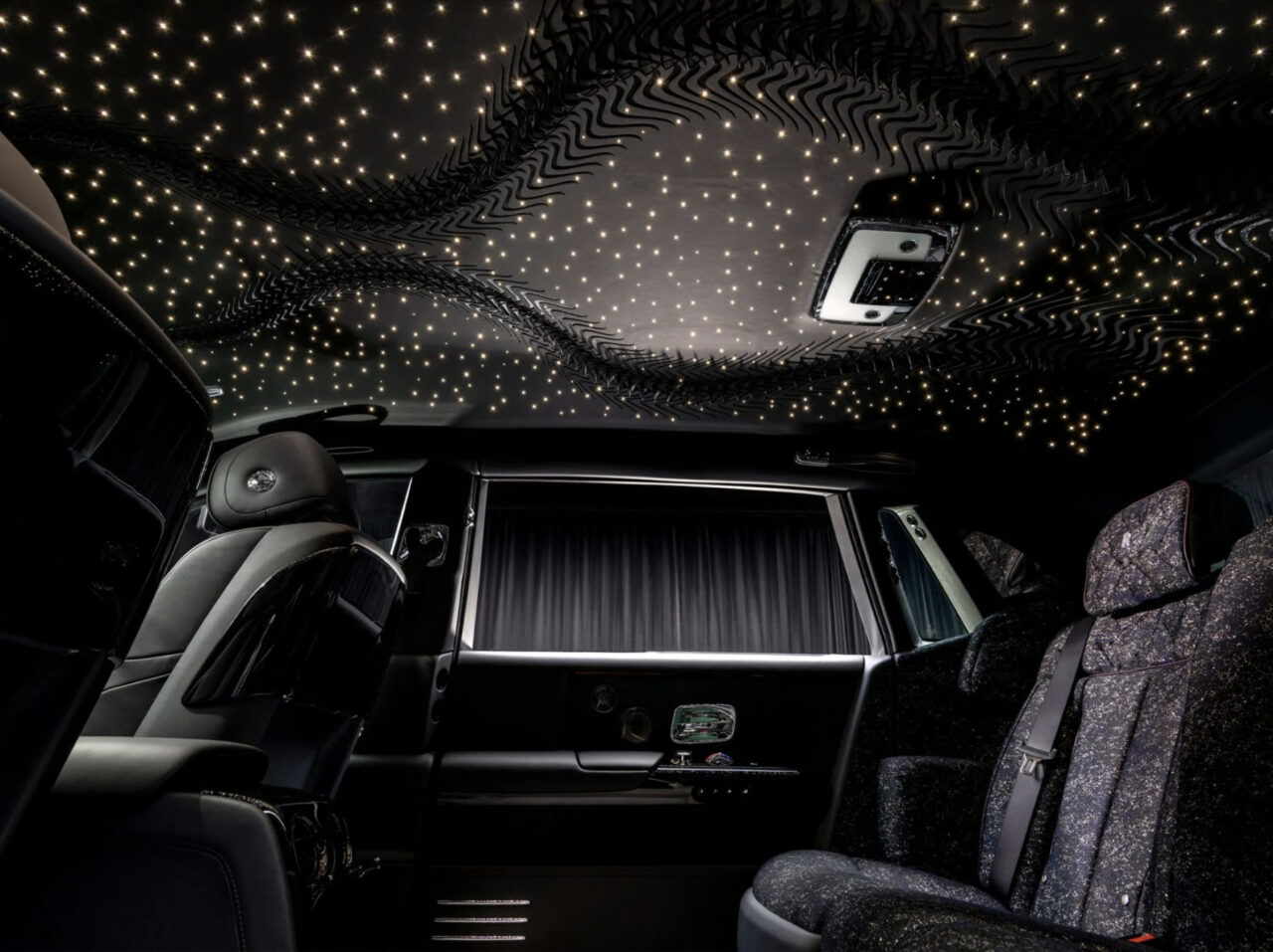 Iris van Herpen gives Rolls-Royce Phantom an “ethereal” redesign | 3