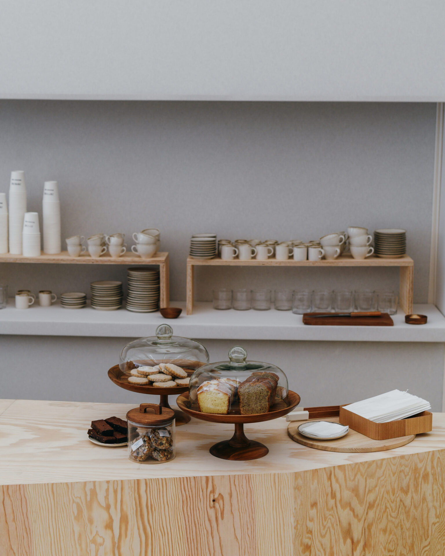 Dan Thawley | MATTER & SHAPE | 27