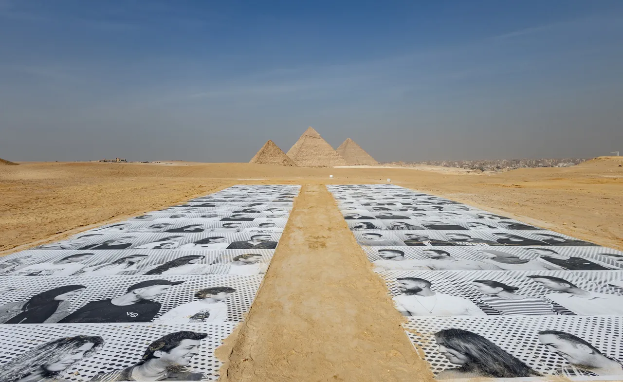 An exhibition at Egypt&rsquo;s Pyramids of Giza reframes a historical space | 4