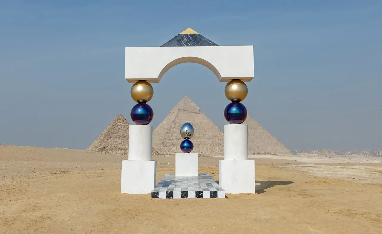 An exhibition at Egypt&rsquo;s Pyramids of Giza reframes a historical space | 5