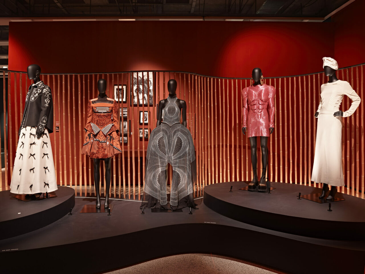 Objects of Desire: Surrealism and Design 1924 – Today, Design Museum - DES-OBD-0097