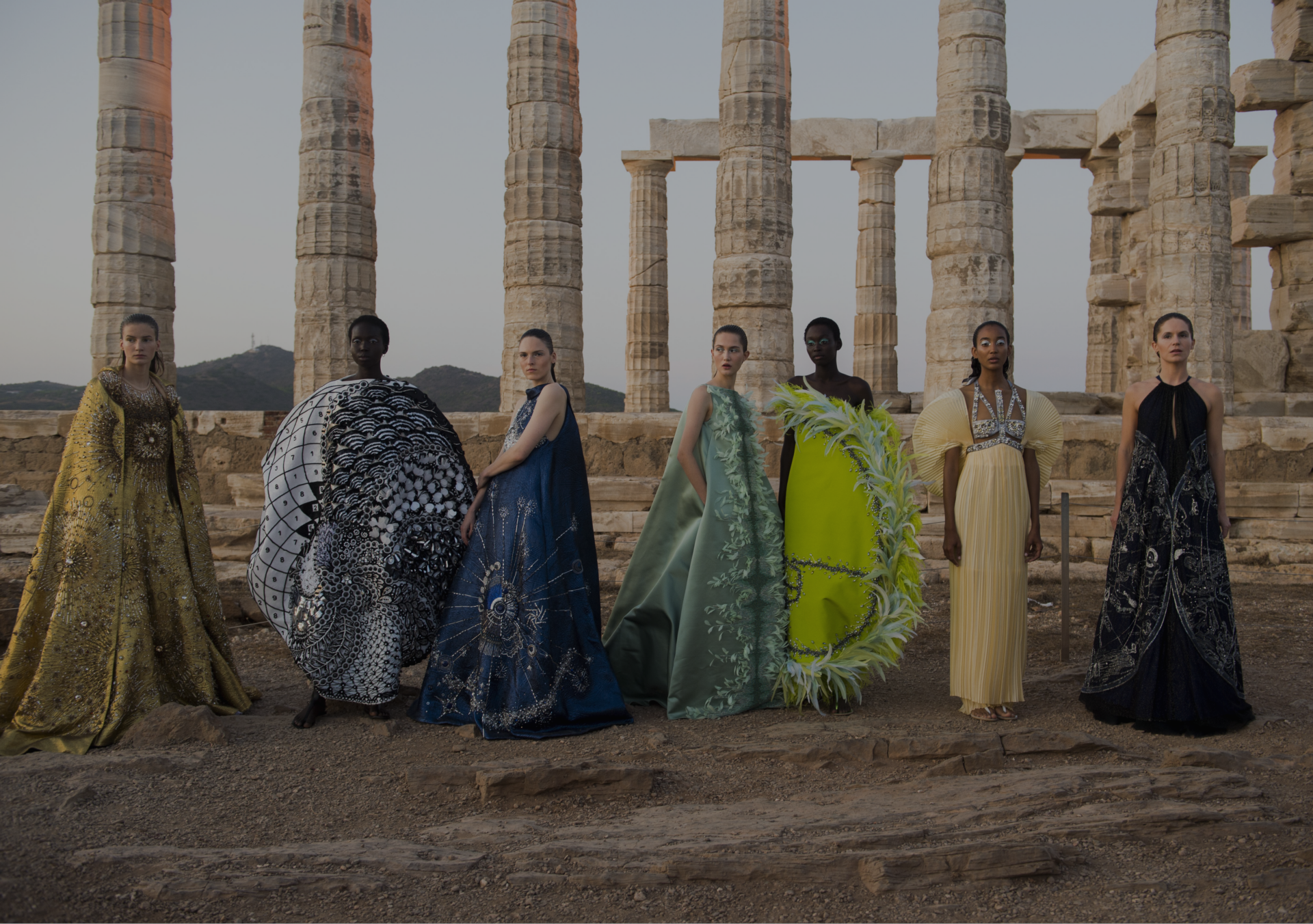 MARY KATRANTZOU マルチプリント カットソー Mary Katrantzou - Official Site | Women's Designer Fashion