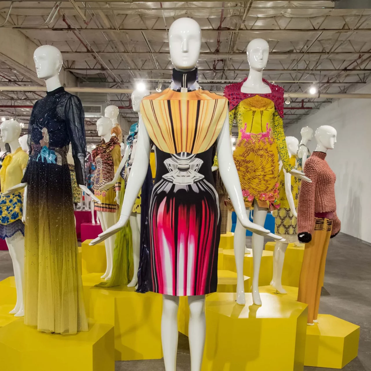 Mary, Queen of Prints, Dallas Contemporary - 00-promo-mary-katrantzou-1