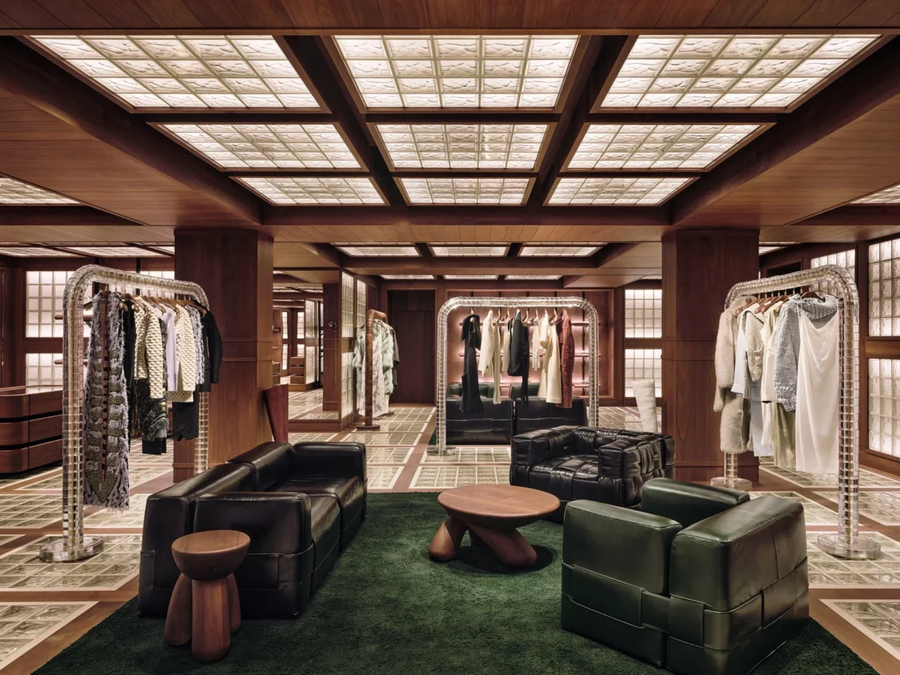 Bottega Veneta creative director Matthieu Blazy combines glass bricks and walnut for first store | 4