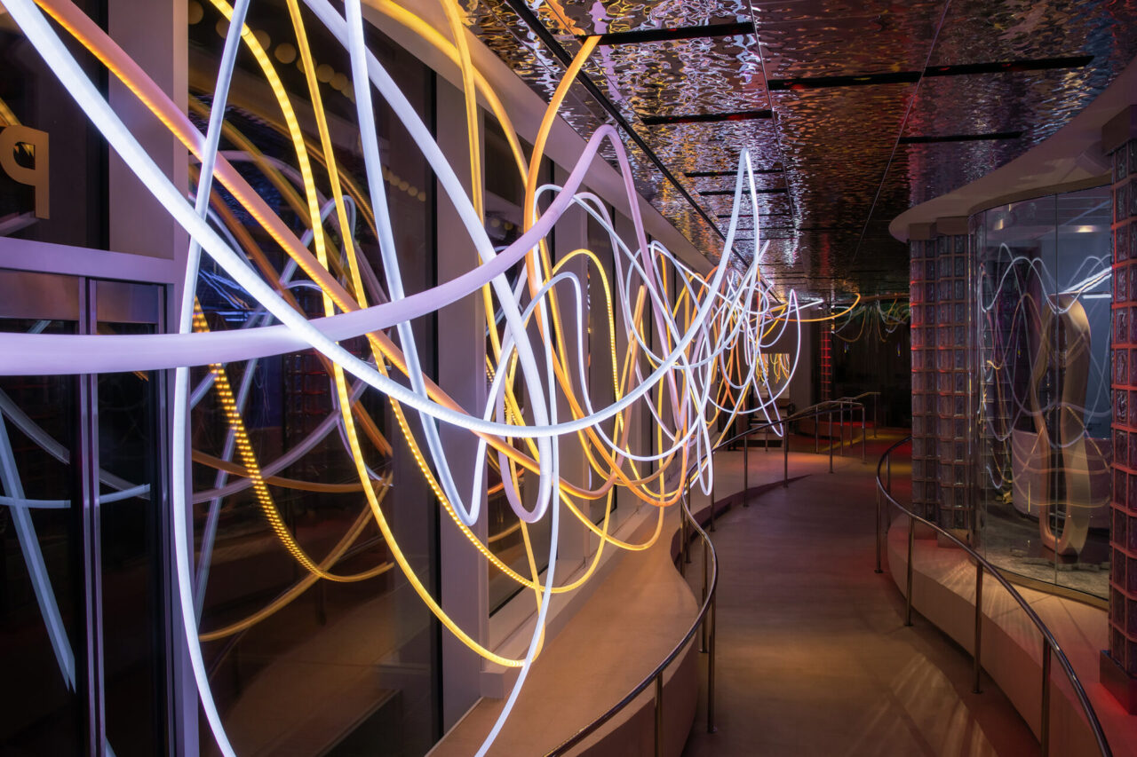 PERFECT TIMING, Printemps, New York City