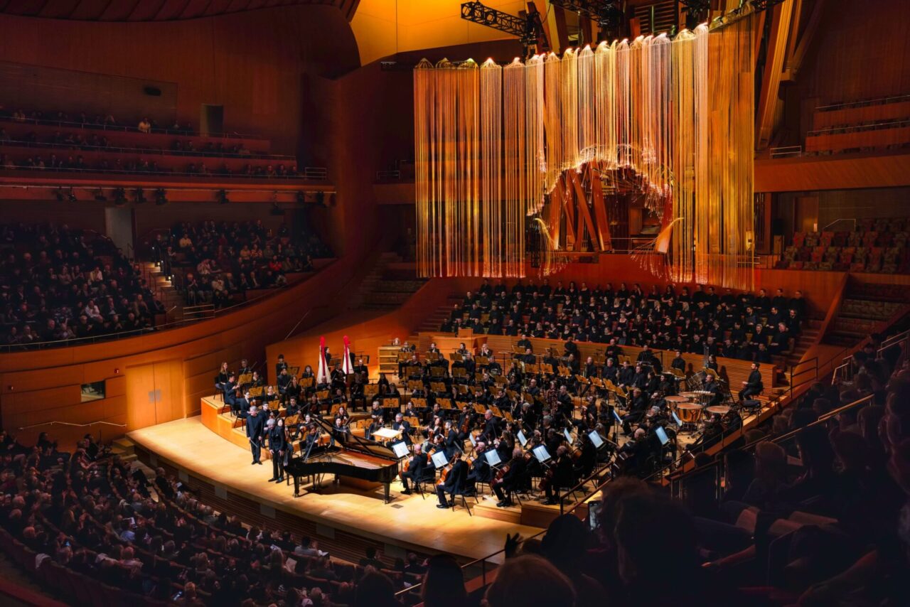 RADIANCE, LA Philharmonic, Los Angeles - grimanesa-amoros-radiance-la-philharmonic-walt-disney-concert-hall-01