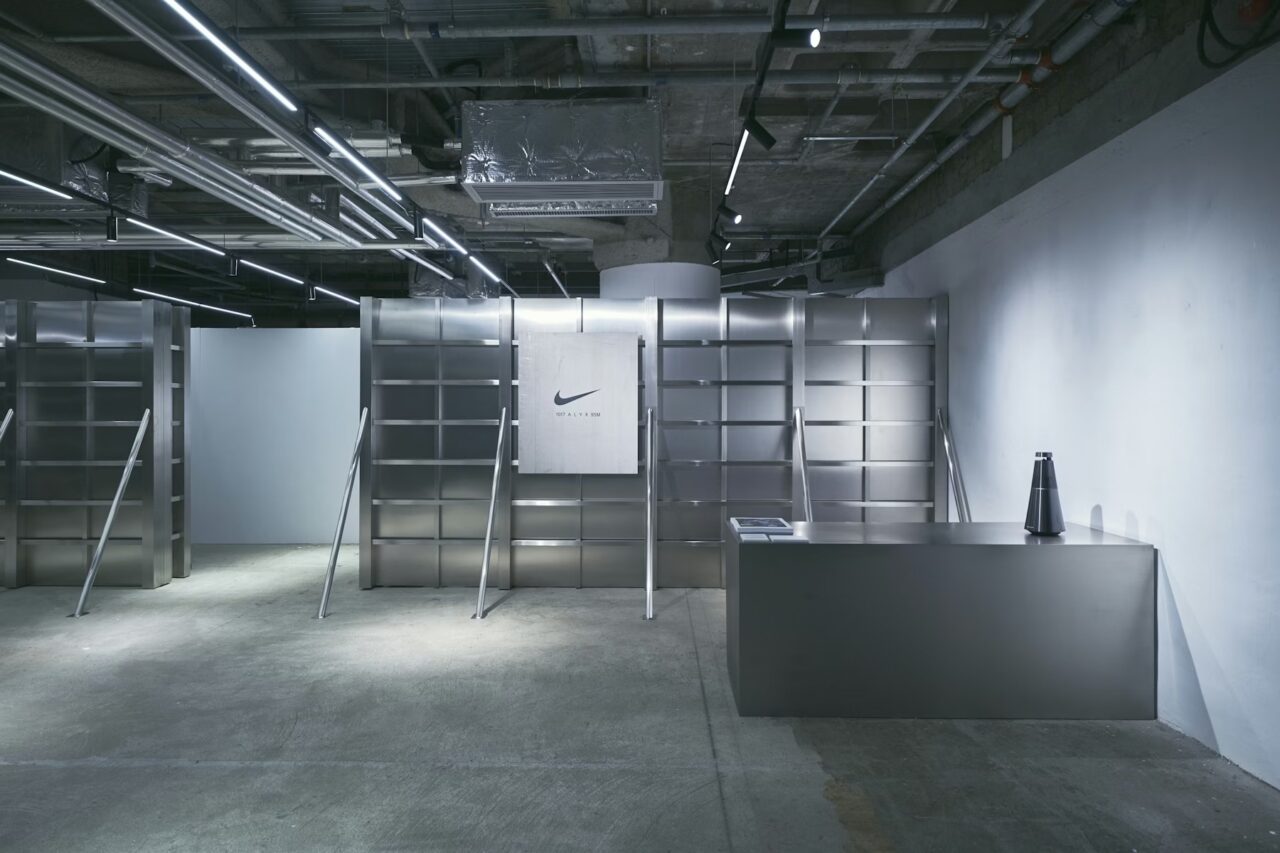 Nike X 1017 ALYX 9SM > SCENOGRAPHY - alyx-studio-x-nike-@-cement_130