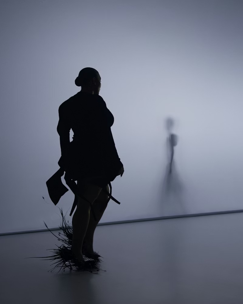 Mugler Spring/Summer 2024 > SET AND LIGHT DESIGN