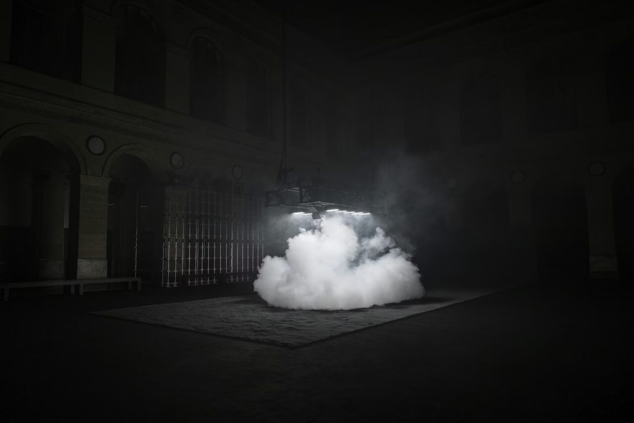 Y-3 Spring/Summer 2026 > SCENOGRAPHY, LIGHT DESIGN AND CREATIVE DIRECTION