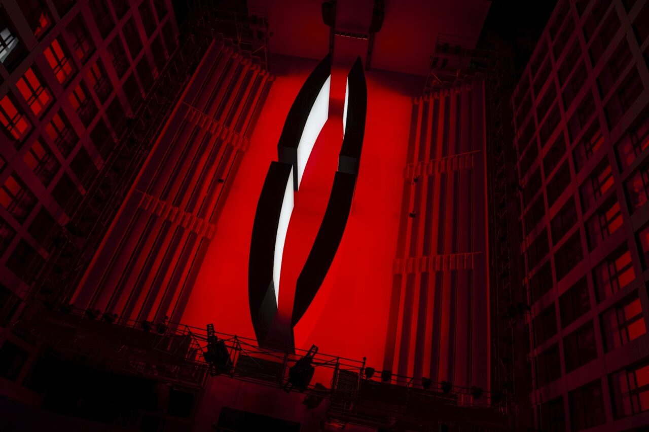 H&M&180, The London Issue > SHOW CONCEPT, SCENOGRAPHY AND LIGHT DESIGN - opm_h-m-17