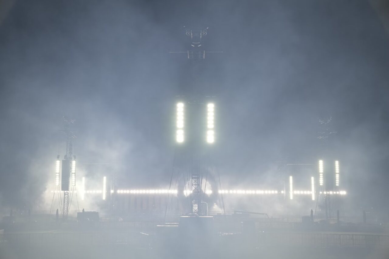 Keinemusik Tempelhof > SCENOGRAPHY AND LIGHT DESIGN - Keinemusik Tempelhof