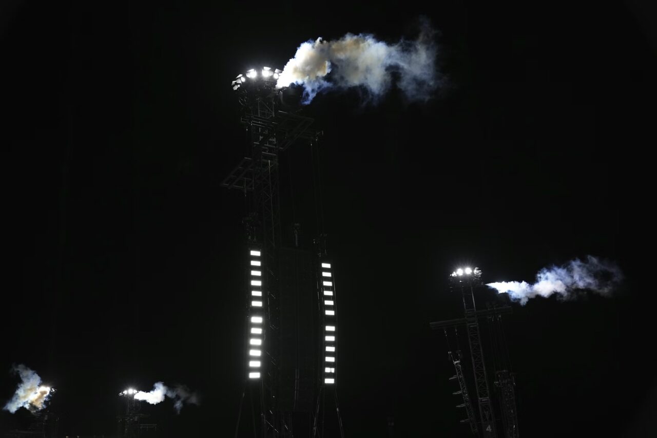 Keinemusik Tempelhof > SCENOGRAPHY AND LIGHT DESIGN