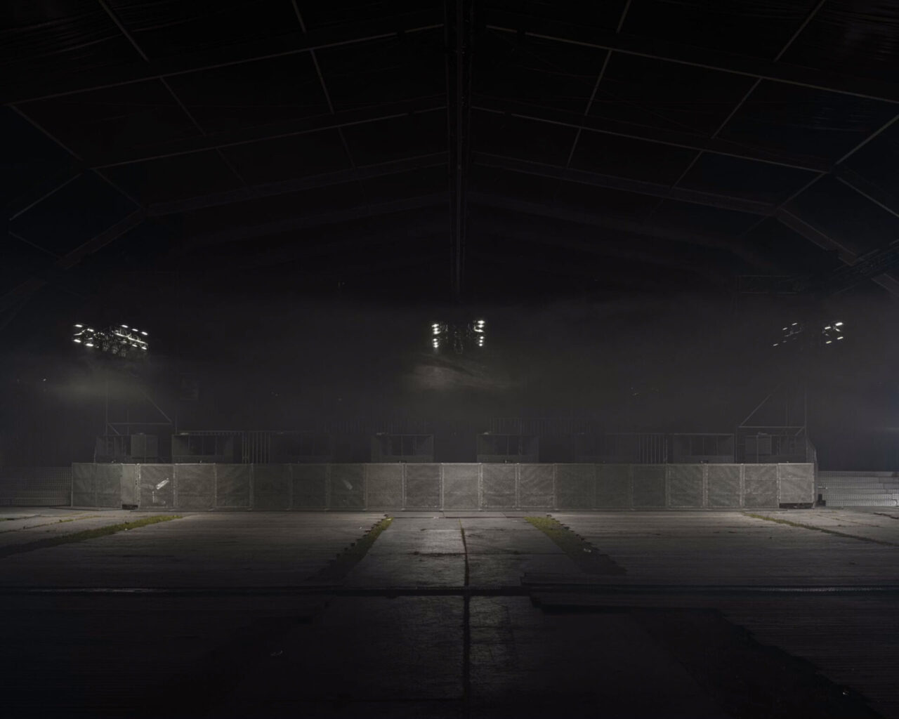 Dekmantel Festival 2024 > STAGE SCENOGRAPHY AND LIGHT DESIGN