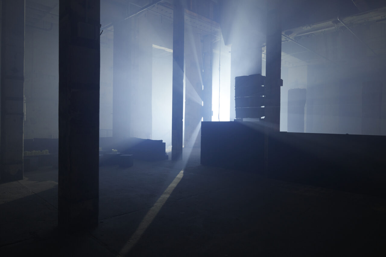 Saint Laurent After Show, Berlin > SCENOGRAPHY AND LIGHT DESIGN - Club_Matière Noire_YSL_Valentin Fougeray_WEB 1