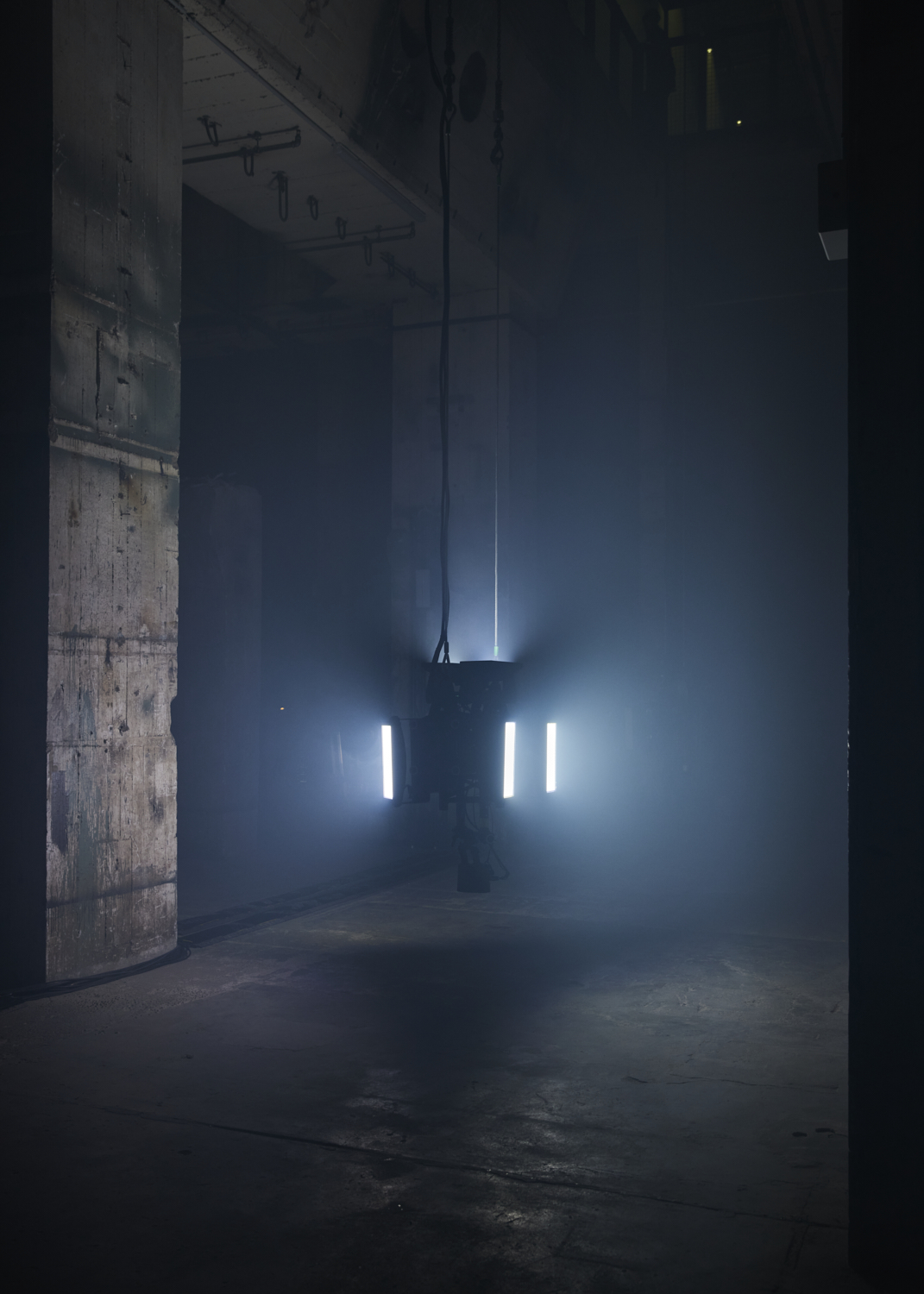 Saint Laurent After Show, Berlin > SCENOGRAPHY AND LIGHT DESIGN