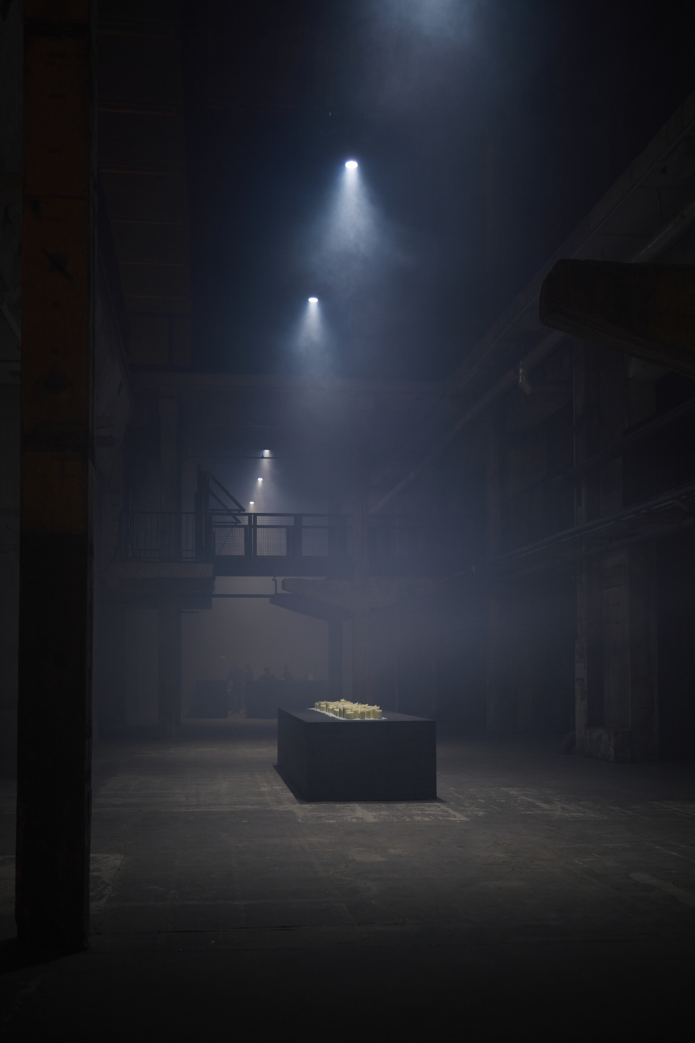 Saint Laurent After Show, Berlin > SCENOGRAPHY AND LIGHT DESIGN