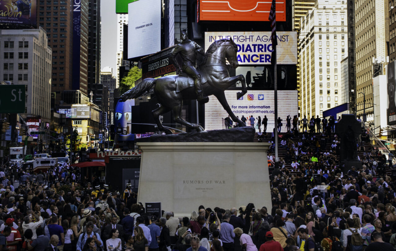 Rumors of War, Times Square - 2019_Kehinde-Wiley_Photographer_Kylie_Corwin-copy-3000x1905