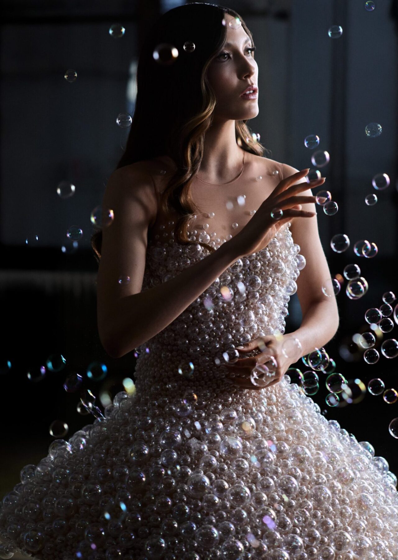 Iris van Herpen crafts “dissolving” Met Gala dress from 15,000 glass bubbles | 2