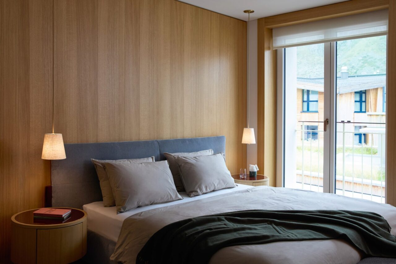 Alpine landscapes inform Patricia Urquiola’s “nest-like” interiors for Swiss apartment complex | 5